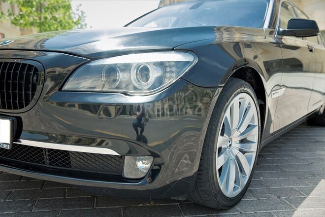 BMW 750 2009, 175,000 km - 4.4 l - Bakı