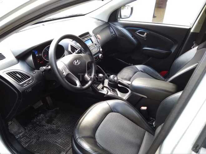 Hyundai ix35 2010, 84,000 km - 2.0 l - Bakı
