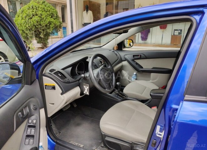 Kia Cerato 2010, 98,000 km - 2.0 l - Bakı