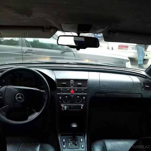 Mercedes C 200 1997, 235,000 km - 2.0 l - Bakı