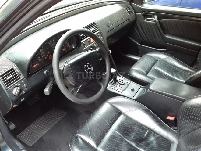 Mercedes C 200 1997, 235,000 km - 2.0 l - Bakı
