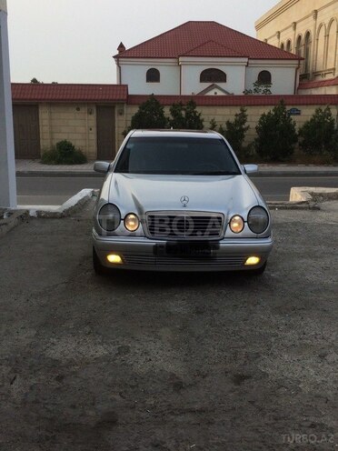 Mercedes E 230 1997, 211,357 km - 2.3 l - Bakı