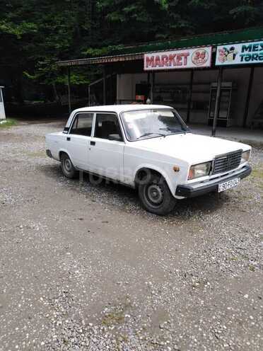 LADA (VAZ) 2107 2009, 141,000 km - 1.6 l - Quba