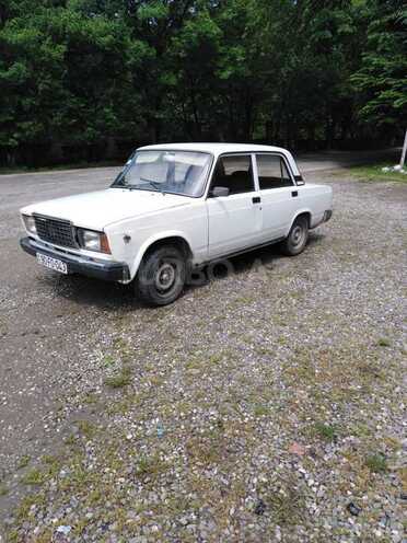 LADA (VAZ) 2107 2009, 141,000 km - 1.6 l - Quba