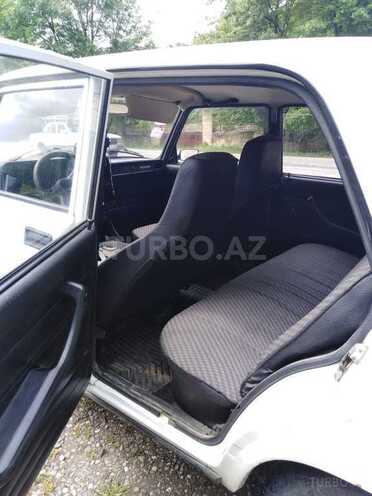 LADA (VAZ) 2107 2009, 141,000 km - 1.6 l - Quba