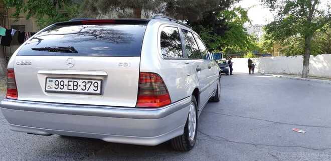 Mercedes C 220 2000, 227,365 km - 2.2 л - Bakı