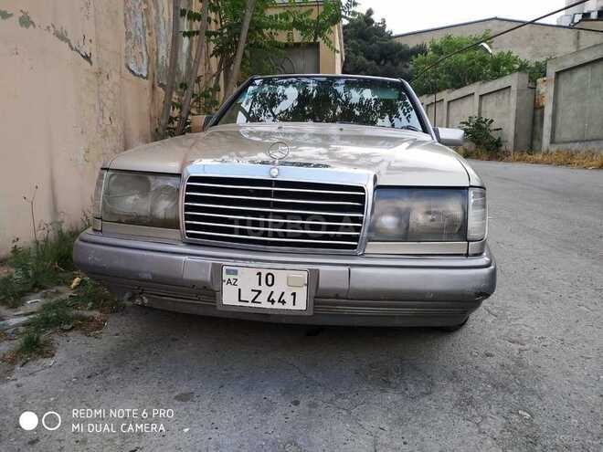 Mercedes E 250 1989, 372,000 km - 2.5 л - Bakı