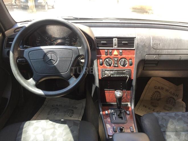 Mercedes C 220 1998, 258,000 km - 2.2 л - Bakı