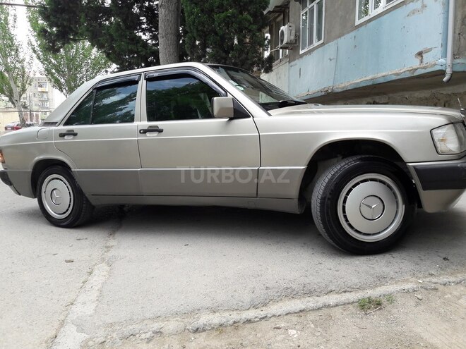 Mercedes 190 1990, 267,000 km - 1.8 л - Sumqayıt