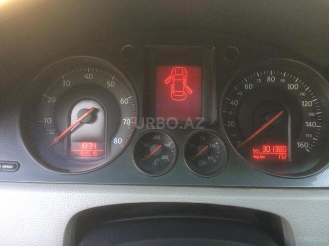 Volkswagen Passat 2005, 301,380 km - 2.0 l - Qəbələ