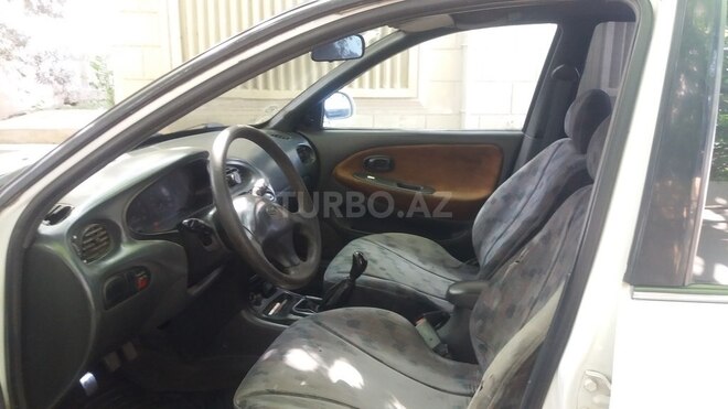 Hyundai Elantra 1996, 25,000 km - 1.6 l - Bakı