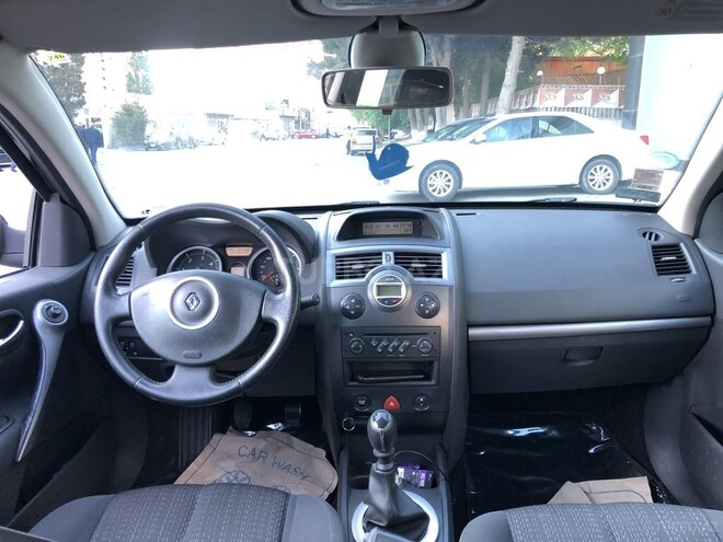 Renault Megane 2006, 175,000 km - 1.5 l - Tovuz