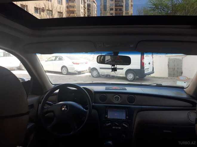 Mitsubishi Outlander 2003, 197,862 km - 2.5 l - Bakı
