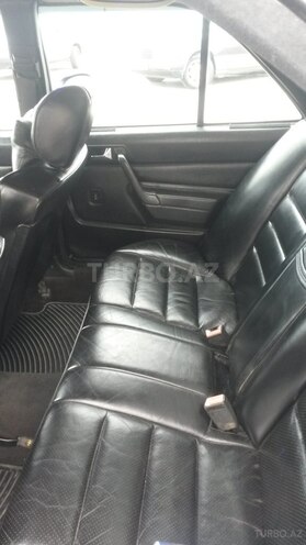 Mercedes 190 1991, 275,000 km - 2.0 l - Sumqayıt