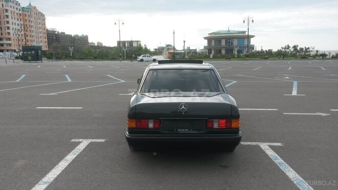 Mercedes 190 1991, 275,000 km - 2.0 l - Sumqayıt