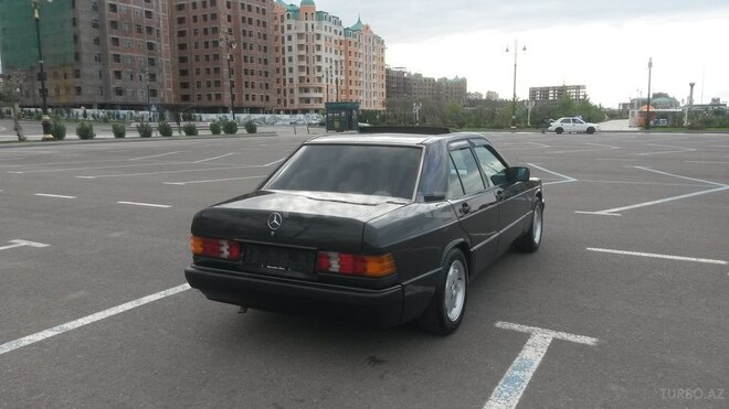 Mercedes 190 1991, 275,000 km - 2.0 l - Sumqayıt