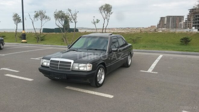 Mercedes 190 1991, 275,000 km - 2.0 l - Sumqayıt