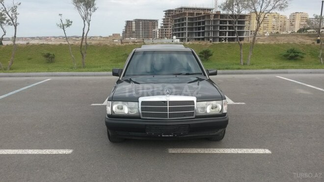 Mercedes 190 1991, 275,000 km - 2.0 l - Sumqayıt