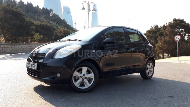 Toyota Yaris 2008, 135,000 km - 1.3 l - Bakı