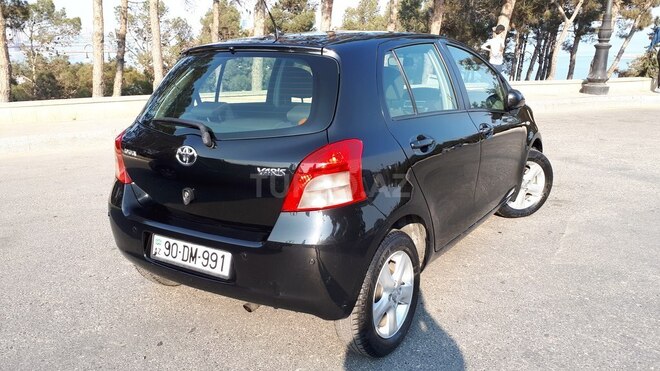 Toyota Yaris 2008, 135,000 km - 1.3 l - Bakı