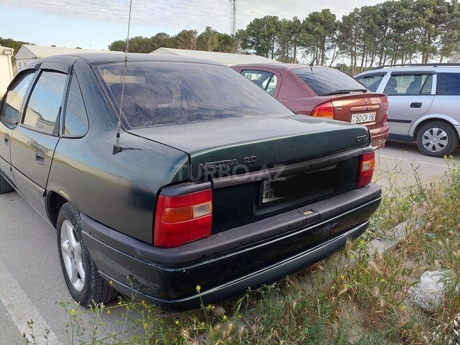 Opel Vectra 1994, 427,000 km - 1.8 l - Sumqayıt