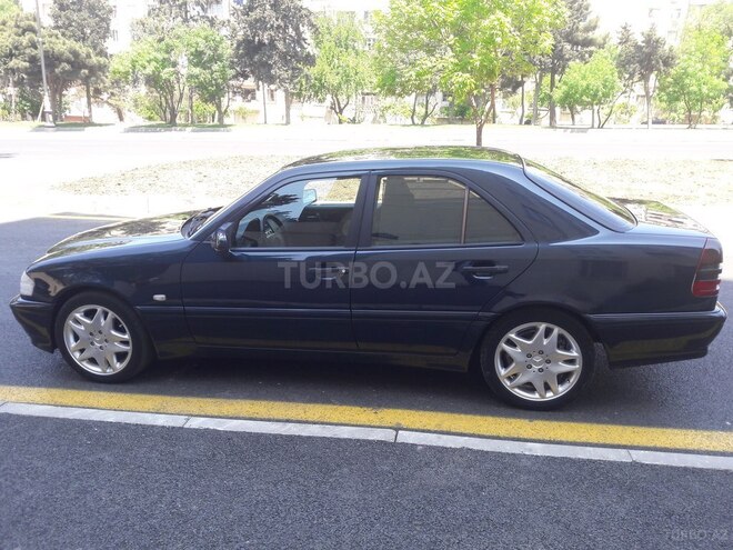Mercedes C 200 1997, 253,544 km - 2.0 l - Bakı