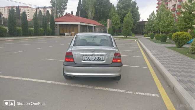 Opel Vectra 1996, 229,000 km - 2.0 l - Gəncə