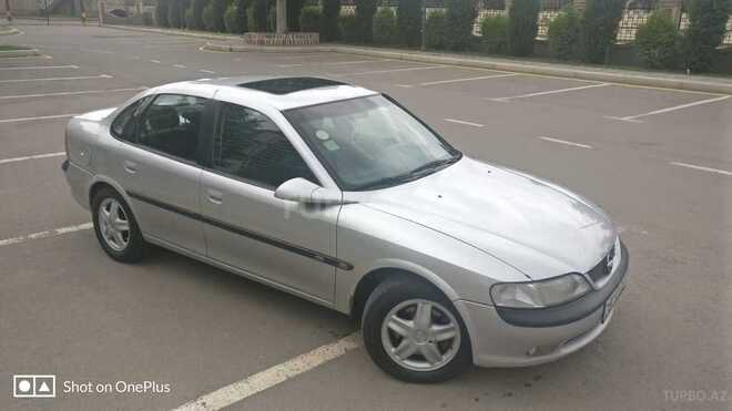 Opel Vectra 1996, 229,000 km - 2.0 l - Gəncə