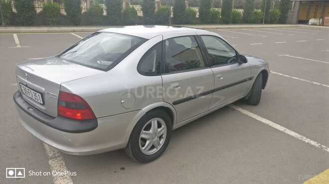 Opel Vectra 1996, 229,000 km - 2.0 l - Gəncə