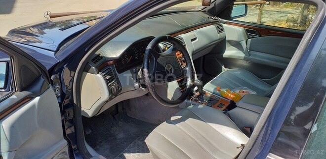 Mercedes E 220 1998, 600,000 km - 2.2 l - Bakı