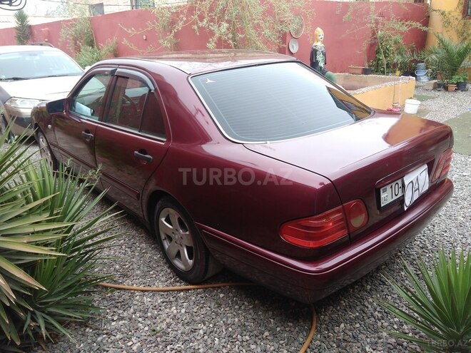 Mercedes E 230 1996, 334,000 km - 2.3 l - Bakı