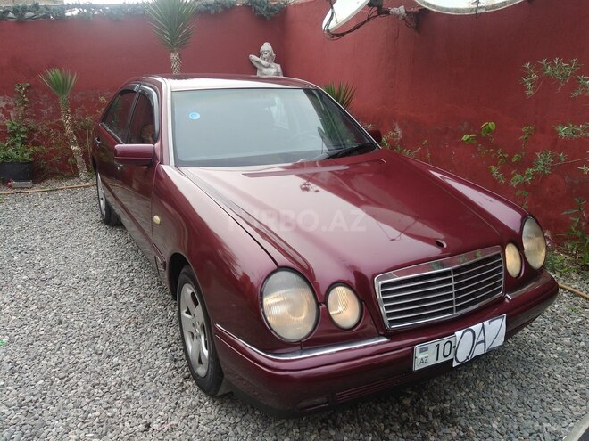 Mercedes E 230 1996, 334,000 km - 2.3 l - Bakı