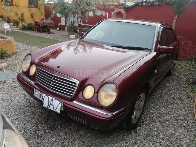 Mercedes E 230 1996, 334,000 km - 2.3 l - Bakı