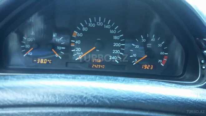Mercedes E 200 1997, 242,000 km - 2.0 л - Cəlilabad
