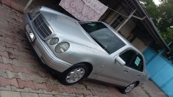 Mercedes E 200 1997, 242,000 km - 2.0 л - Cəlilabad