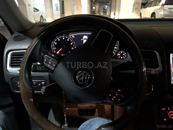 Volkswagen Touareg 2010, 110,000 km - 3.6 l - Bakı