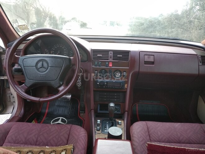 Mercedes C 180 1994, 320,000 km - 1.8 l - Bakı