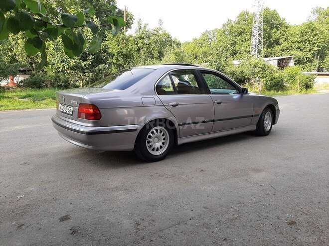 BMW 528 1996, 376,000 km - 2.8 l - Mingəçevir