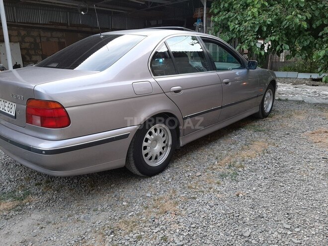 BMW 528 1996, 376,000 km - 2.8 l - Mingəçevir