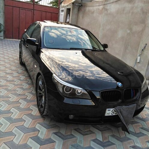 BMW 520 2004, 300,000 km - 2.2 l - Bakı