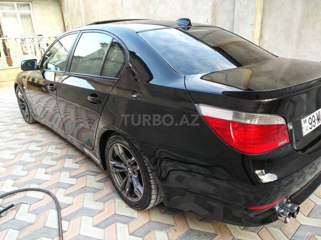 BMW 520 2004, 300,000 km - 2.2 l - Bakı