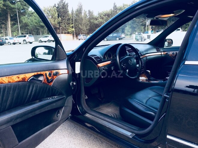 Mercedes E 320 2002, 349,000 km - 3.2 л - Bakı