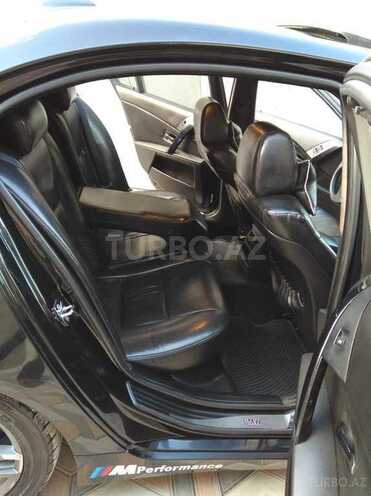 BMW 520 2004, 300,000 km - 2.2 l - Bakı