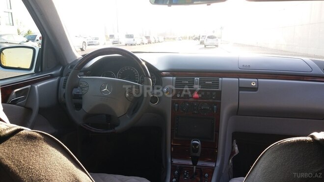 Mercedes E 200 1999, 2,082,081 km - 0.2 l - Bakı