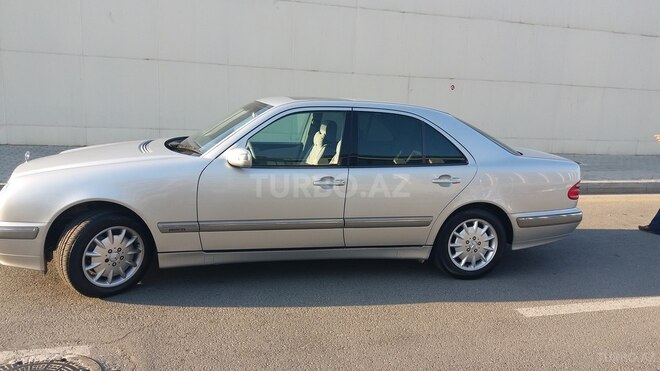 Mercedes E 200 1999, 2,082,081 km - 0.2 l - Bakı
