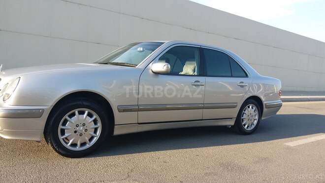 Mercedes E 200 1999, 2,082,081 km - 0.2 l - Bakı