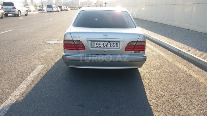 Mercedes E 200 1999, 2,082,081 km - 0.2 l - Bakı