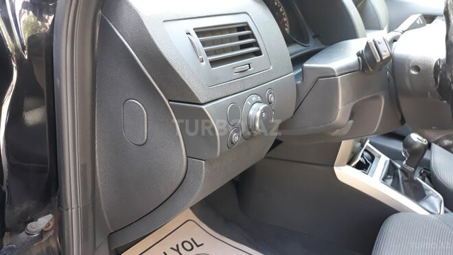 Opel Astra 2007, 150,000 km - 1.4 l - Bakı