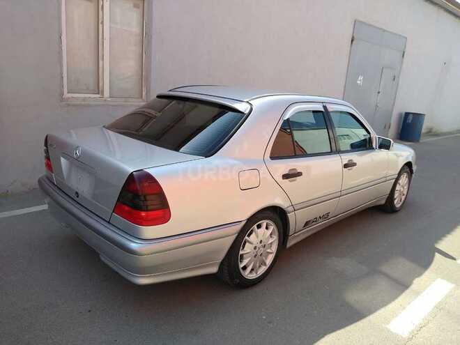 Mercedes C 230 2000, 300,000 km - 2.3 l - Zaqatala