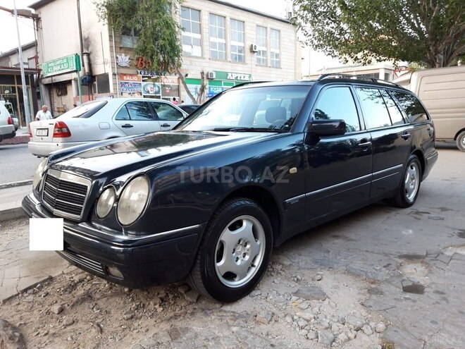 Mercedes E 240 1998, 314,000 km - 2.4 l - Bakı
